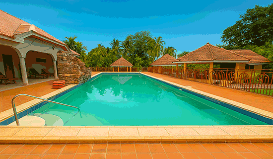 Cisneros_Pool
